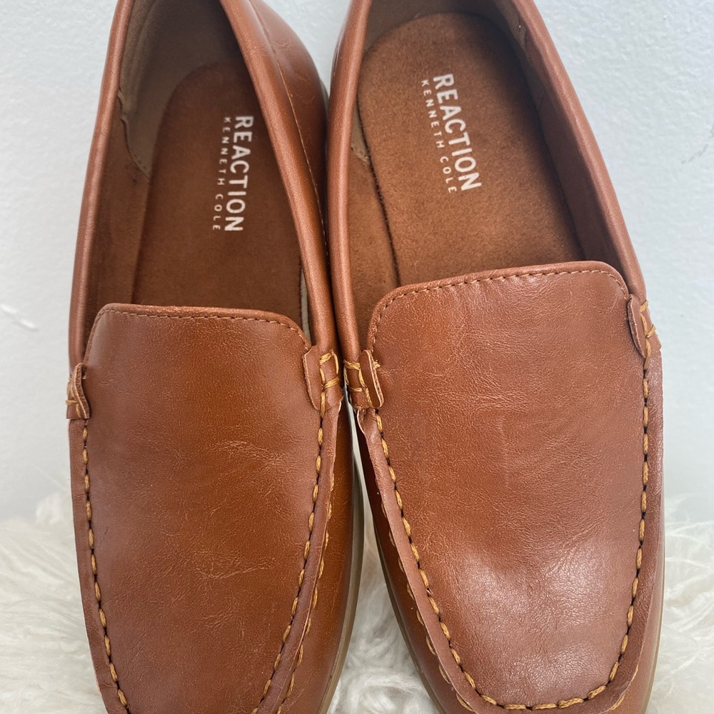 NEW Kenneth Cole Reaction Boys Brown
Loafers - Kids Size 1 / 12.5